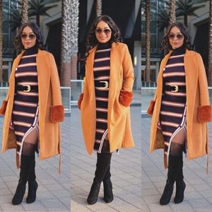 Cost with fluffy sleeve